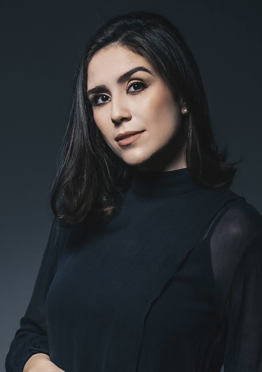Giovana Naya